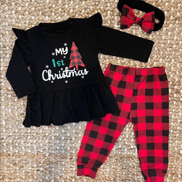 BRAND NEW- Baby’s 1st Christmas Outfit - Picture 1 of 1